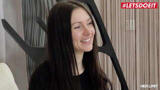 TONA ROHE - #Sasha Rose - Uri Russian Teen Whero Taratara I Latin Tangata TONA ROHE - #Sasha Rose - Uri Russian Teen Whero Taratara I Latin Tangata