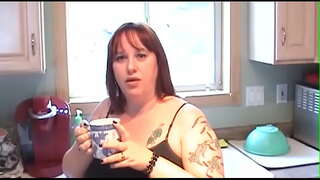 Üvey Oğlu&amp;#039;t Kaldıramaz, Bu Yüzden Anne Onu Römorkla Sikiyor