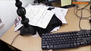 Чувак пӧсь сделкаос кылдытозы бизнес-леди, солы коньдон мед луоз