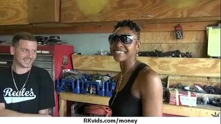 Nekilnojamojo seksas už pinigus 27 Nekilnojamojo seksas už pinigus 27