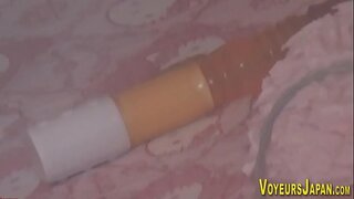 Шпионили за горячей азиаткой, игрушки в использовании