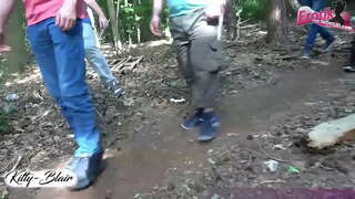 Tyska cum offentlig tonåringar knulla i grupp sex