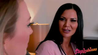 Нылъёсыз сюранайзы возьмато, кызьы сексэн выриськоды лесбийский